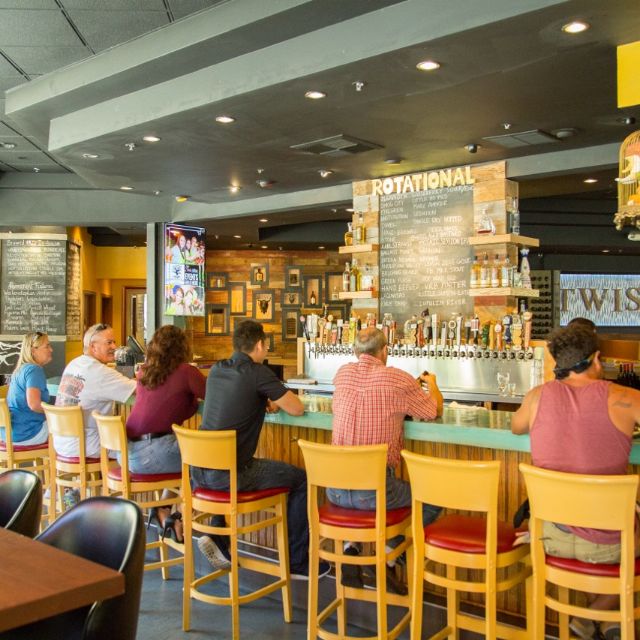 Twisted Oak Tavern Brewery in Agoura Hills